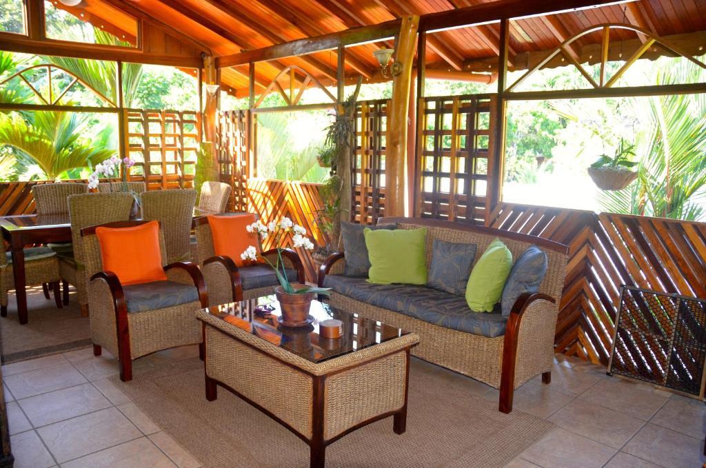 Physis Caribbean Bed & Breakfast Puerto Viejo de Talamanca المظهر الخارجي الصورة