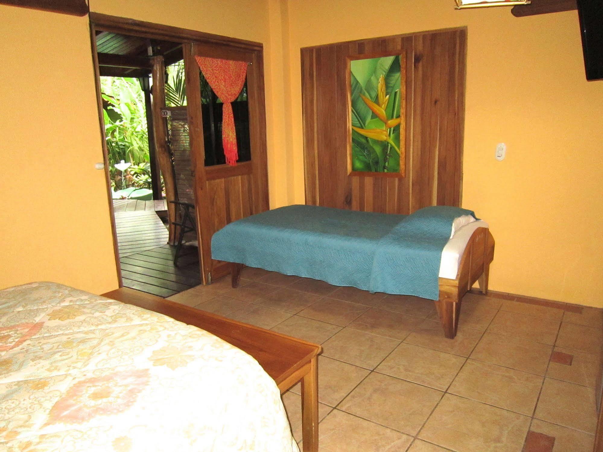 Physis Caribbean Bed & Breakfast Puerto Viejo de Talamanca المظهر الخارجي الصورة