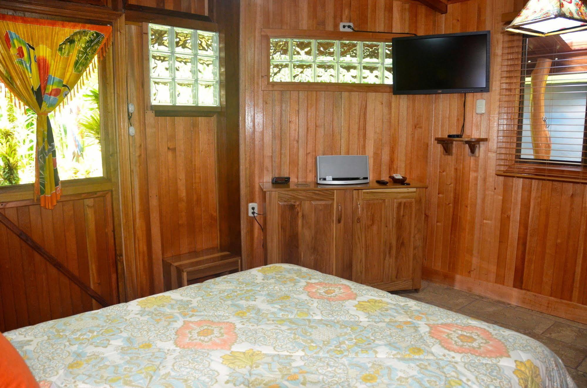 Physis Caribbean Bed & Breakfast Puerto Viejo de Talamanca المظهر الخارجي الصورة