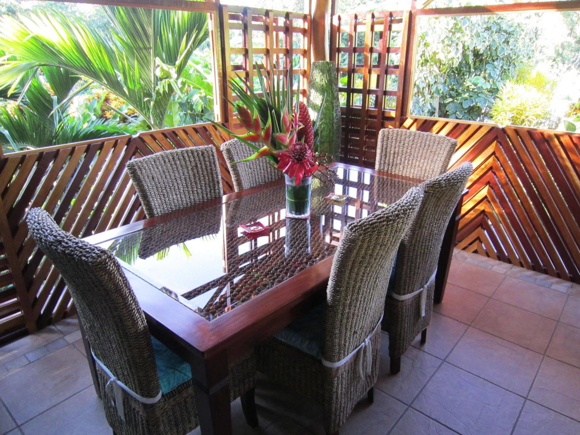 Physis Caribbean Bed & Breakfast Puerto Viejo de Talamanca المظهر الخارجي الصورة