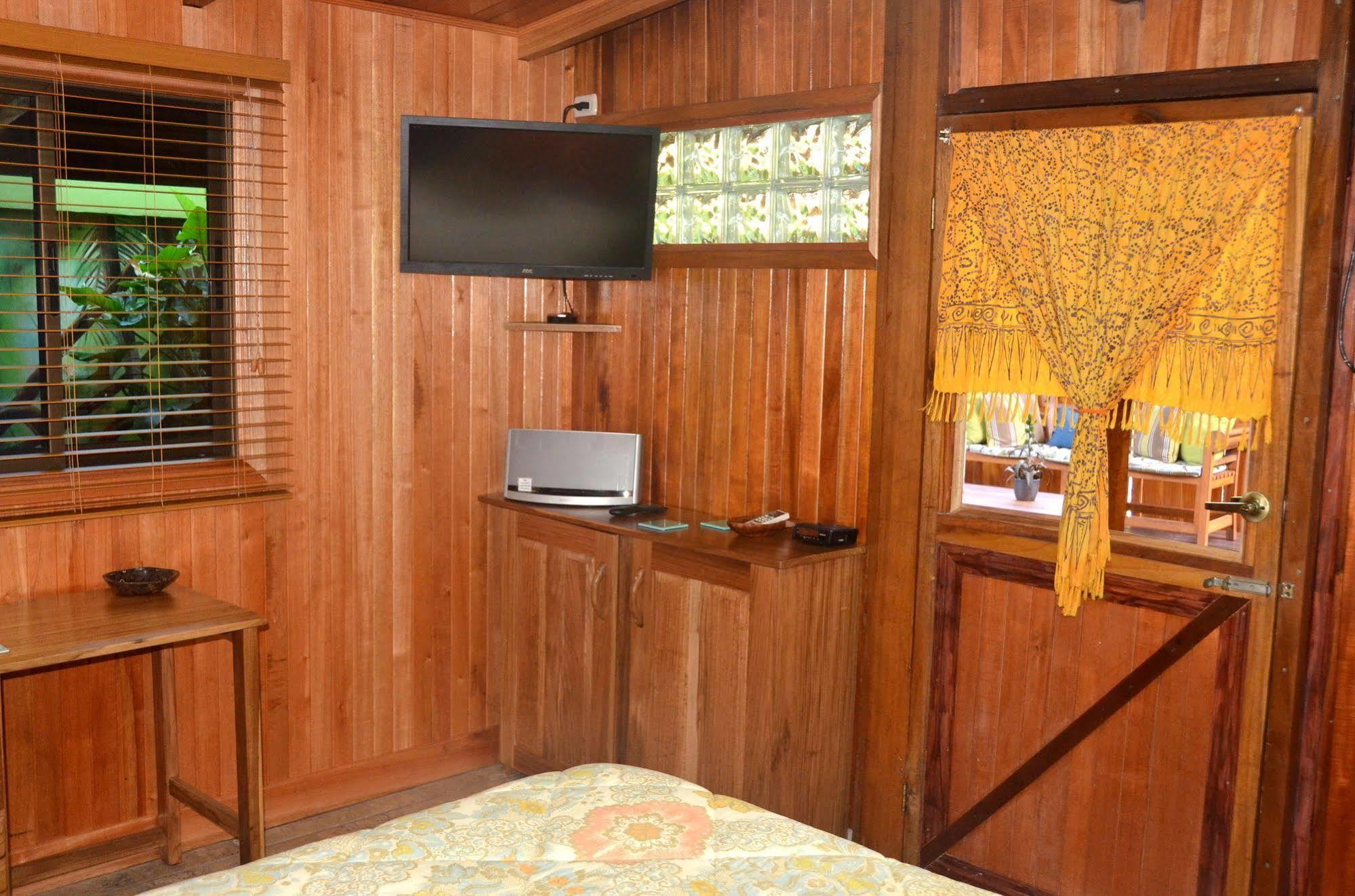 Physis Caribbean Bed & Breakfast Puerto Viejo de Talamanca المظهر الخارجي الصورة