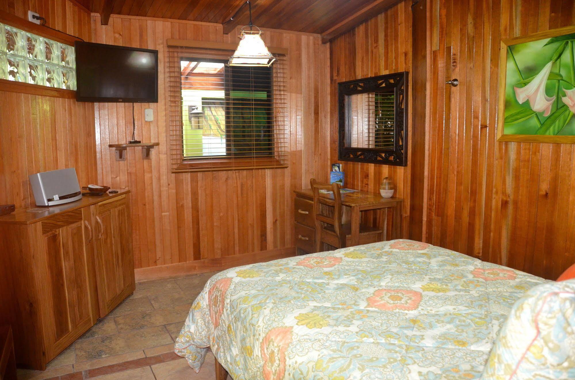 Physis Caribbean Bed & Breakfast Puerto Viejo de Talamanca المظهر الخارجي الصورة